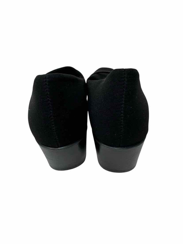 Shoe Size 9 MUNRO Black Pumps