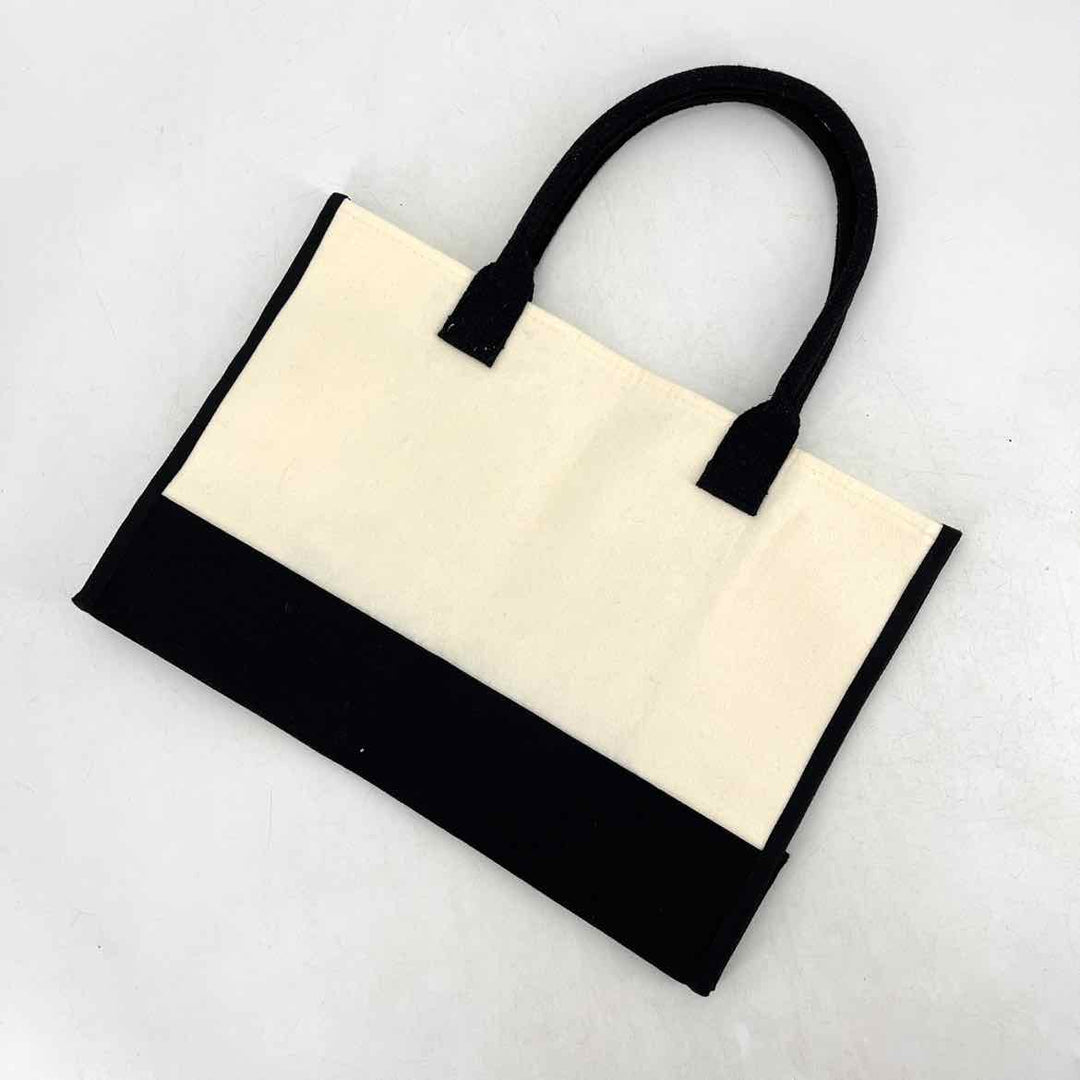 Dooney & Bourke Purse
