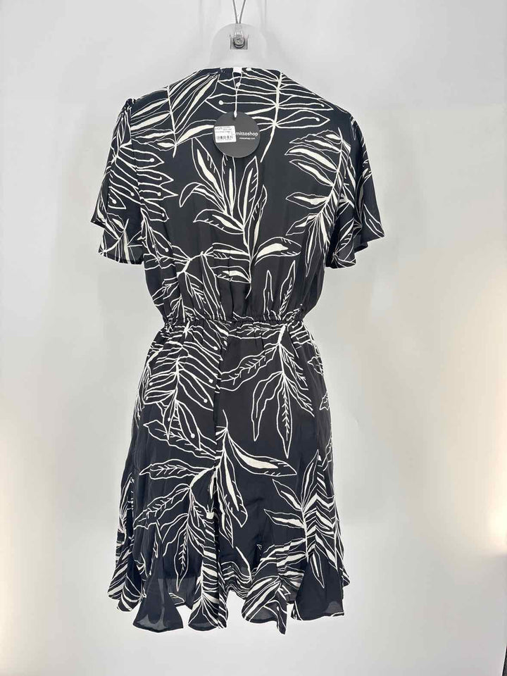 Size L MITTOSHOP Black/White Dress
