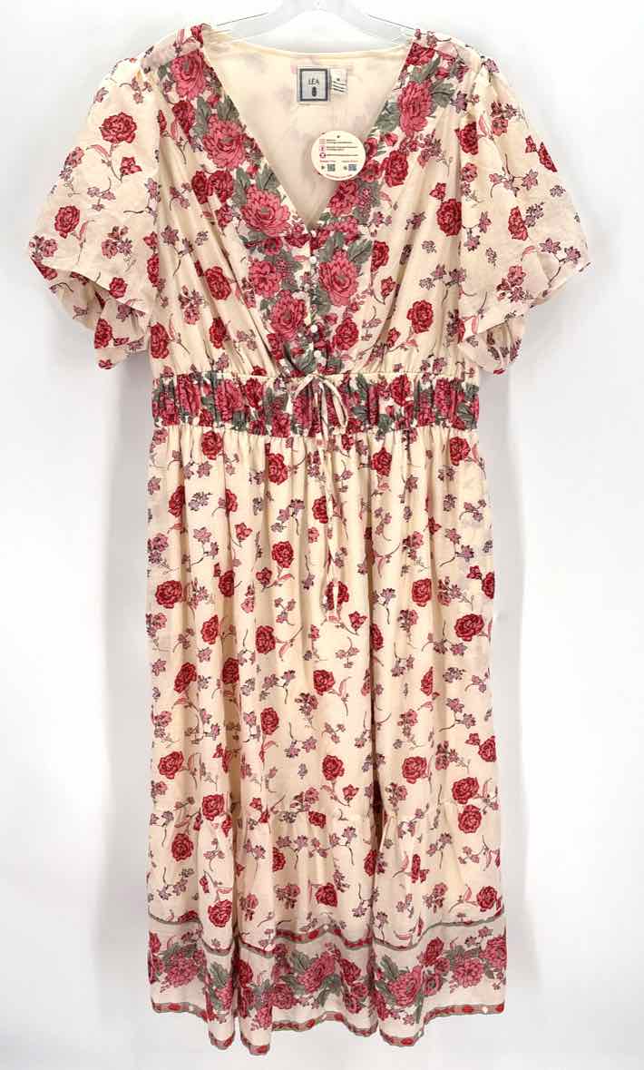 Size 1X Cream Dress