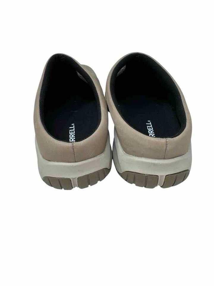 Shoe Size 10 MERRELL Tan Flats
