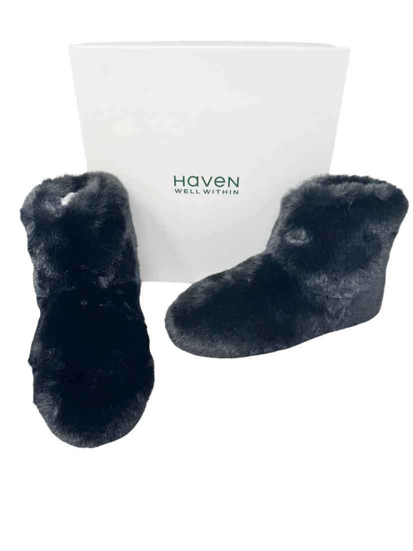 Shoe Size 8 Black Boots