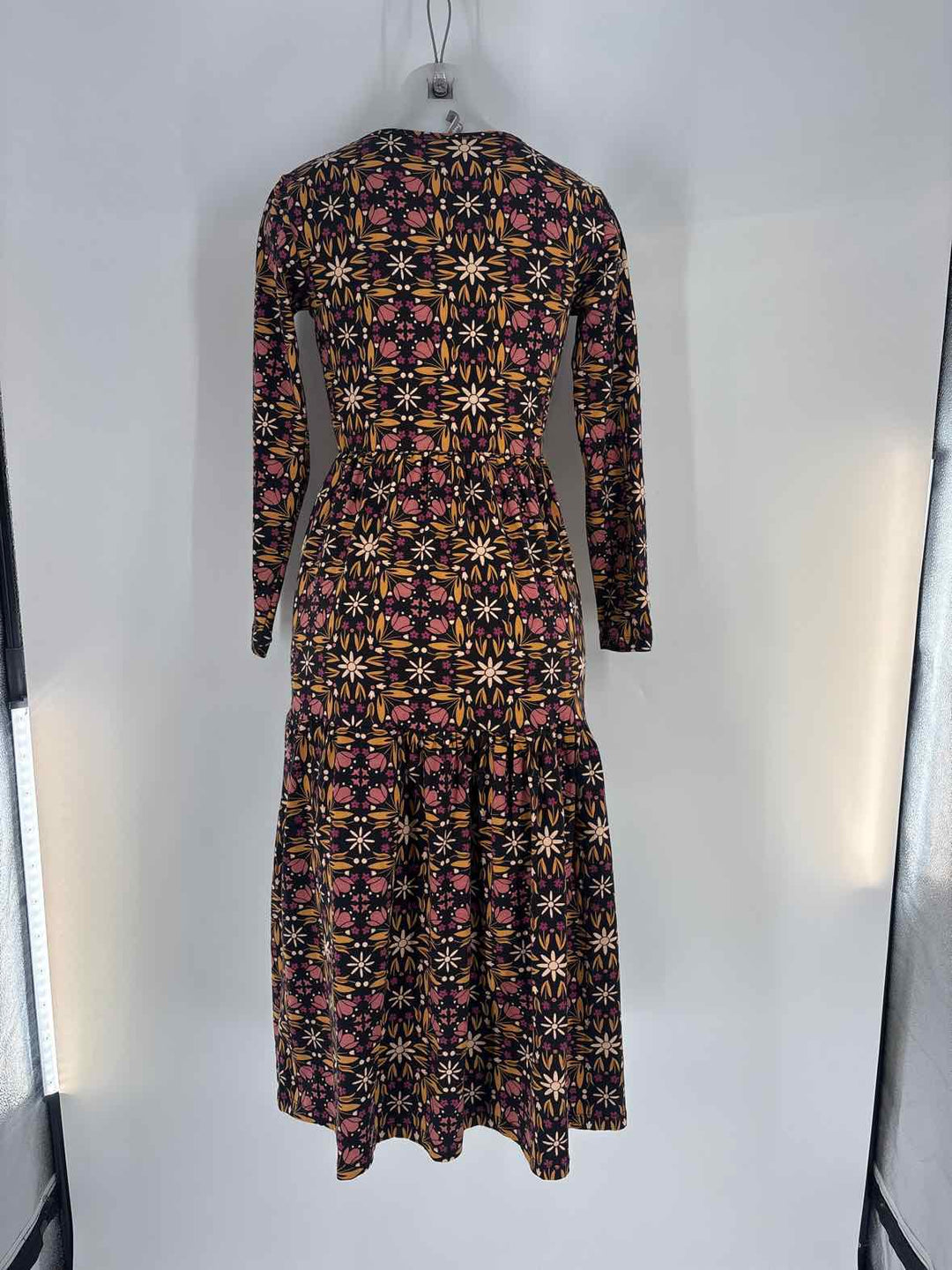 Size XS Multi-Color Dress
