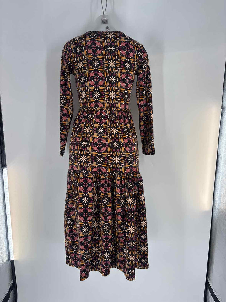 Size XS Multi-Color Dress