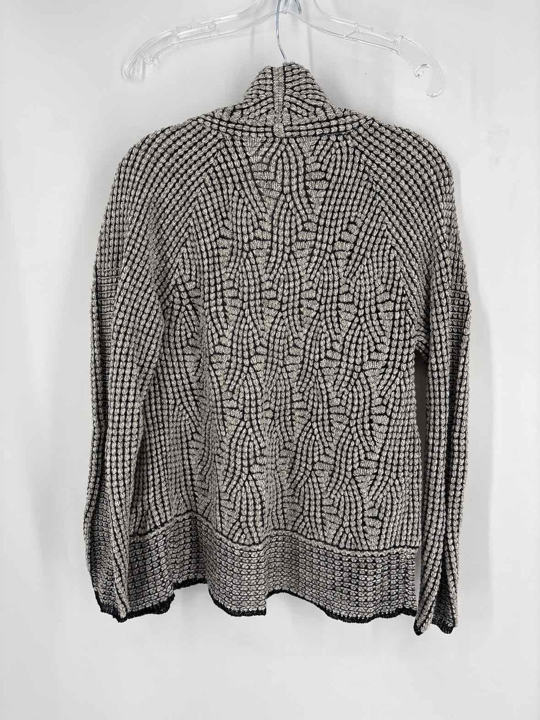 Size M NIC + ZOE Gray Sweater