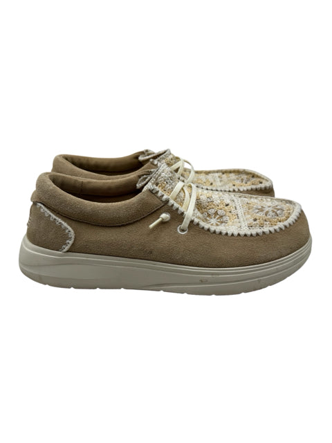 Shoe Size 10 Tan Sneakers