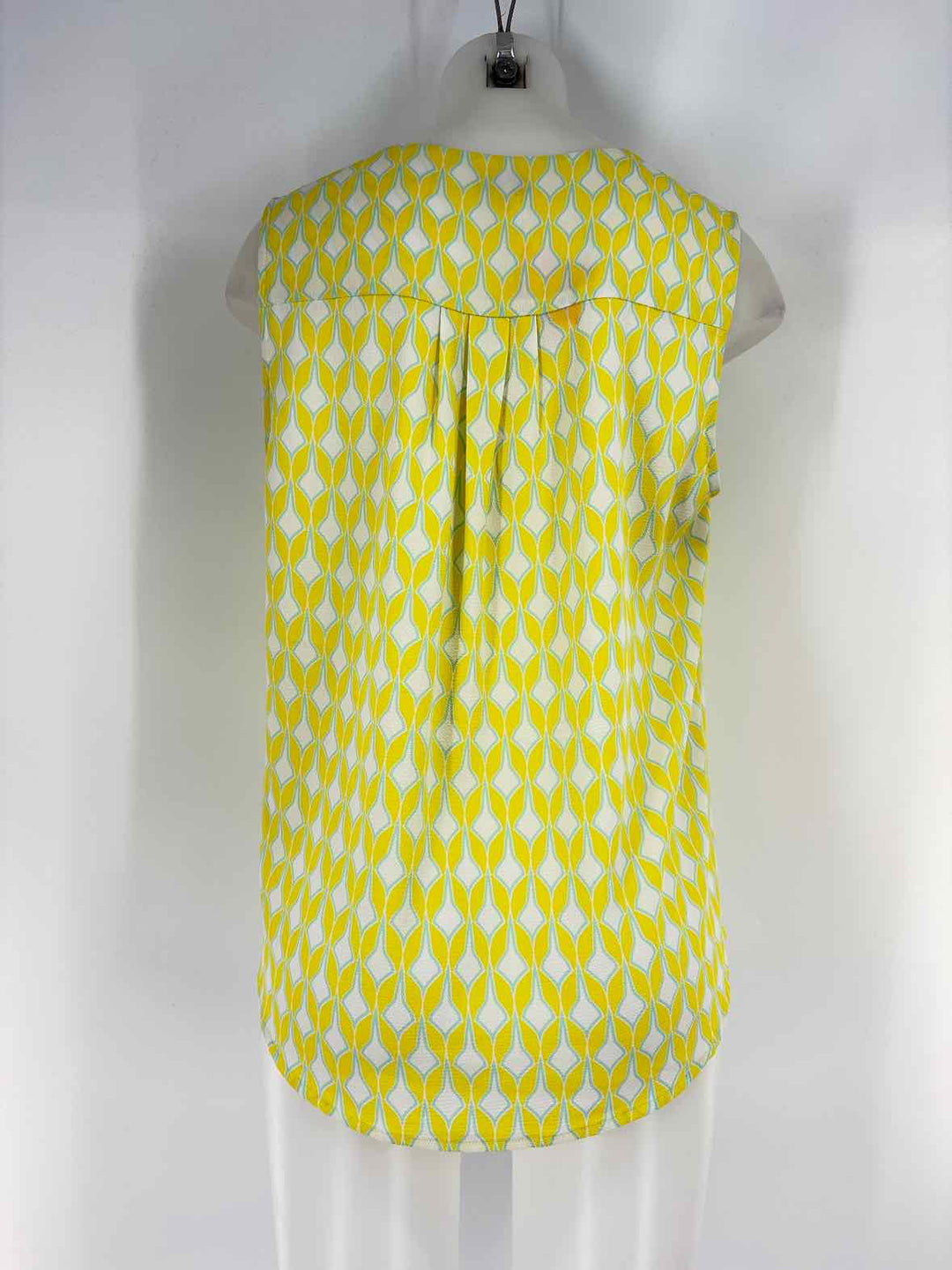 Size M Yellow Print Shirt