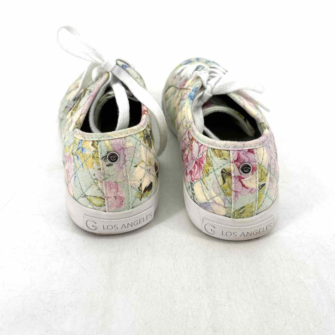 Shoe Size 10 GUESS Multi-Color Quilted Sneakers