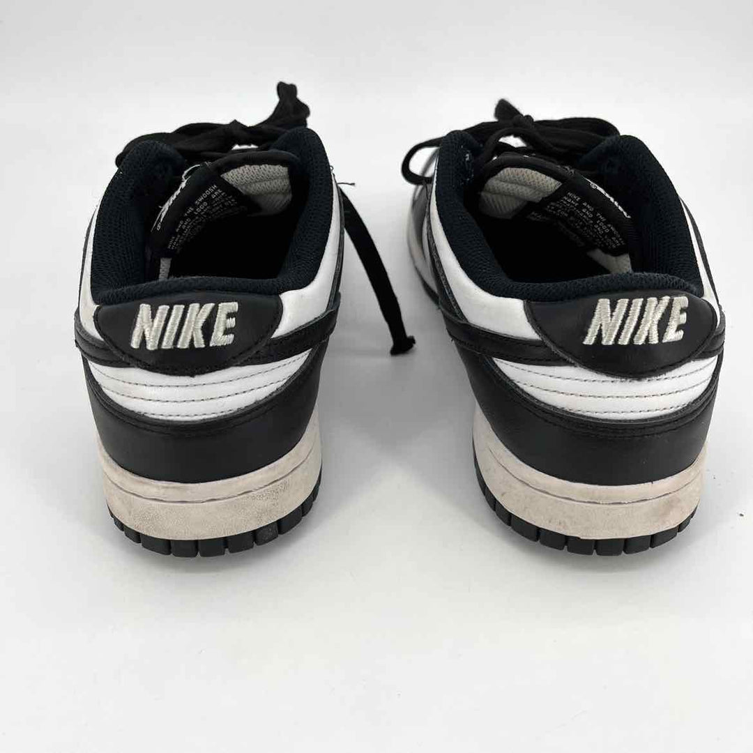 Shoe Size 9 Nike Multi-Color Leather Sneakers