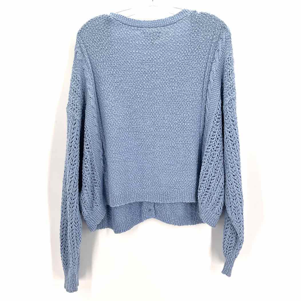 Size L LUCKY Light Blue Knit Sweater