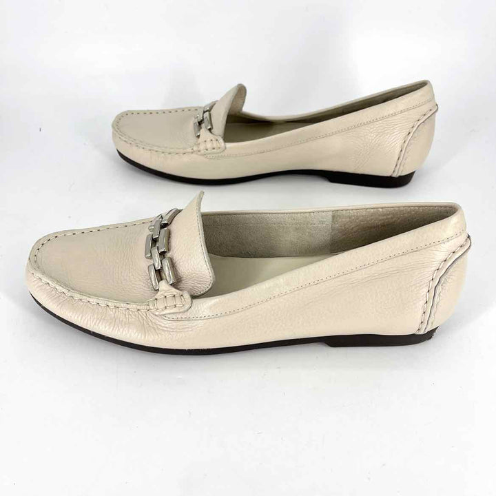 Shoe Size 9.5 Talbots Ivory Leather Loafers