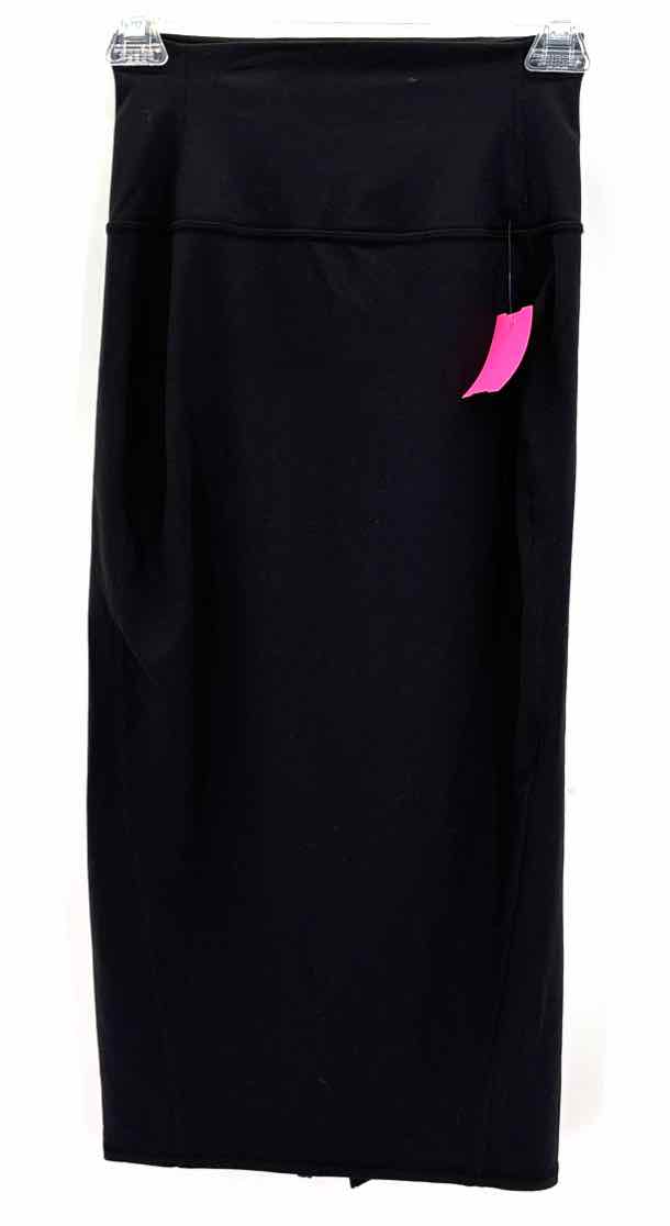 Size 4 Lululemon Black Skirt