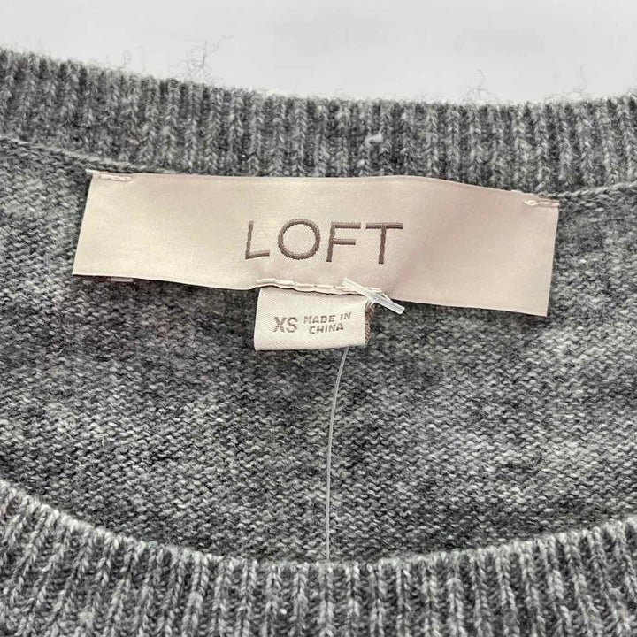 Size XS Ann Taylor Gray Sweater