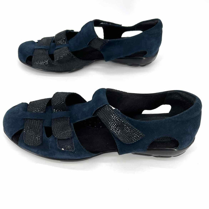 Shoe Size 10 VAN ELI Blue Suede Flats