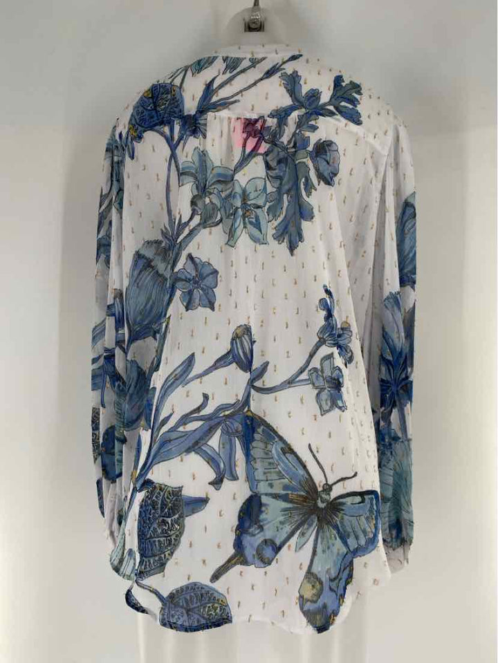 Size 16 Chico's White Print Shirt