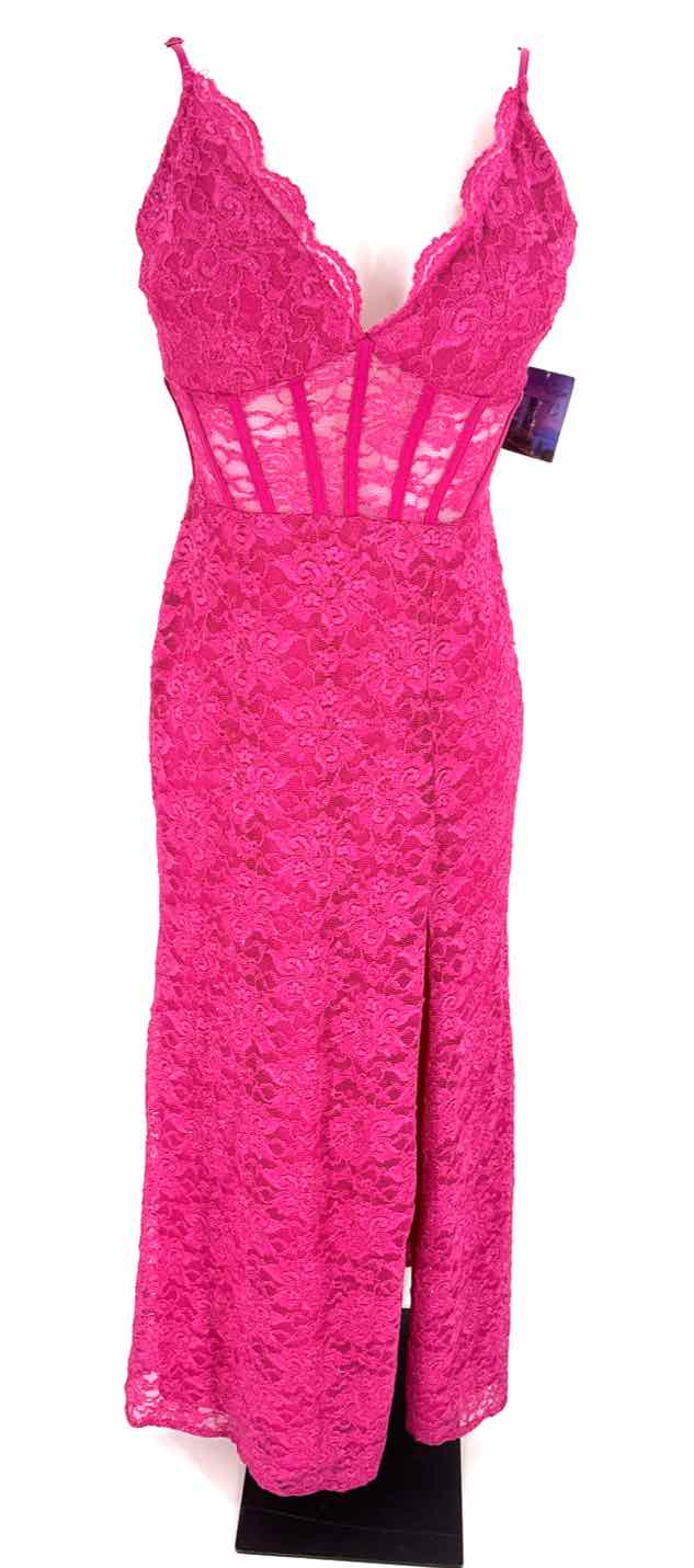 Size 5 MORGAN & CO Hot Pink Lace Dress