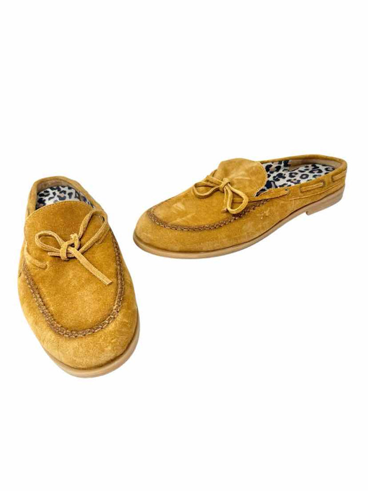 Shoe Size 9 FREE PEOPLE Tan Suede Flats