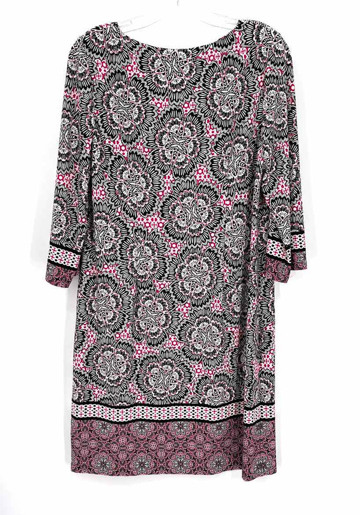 Size M Chico's Fuschia Dress