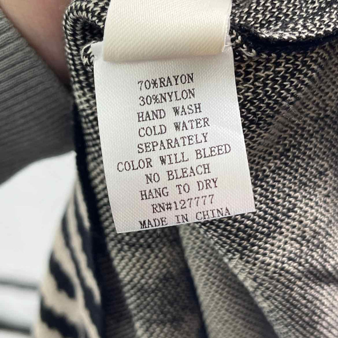 Size XS COMMENSE Black/White Dress