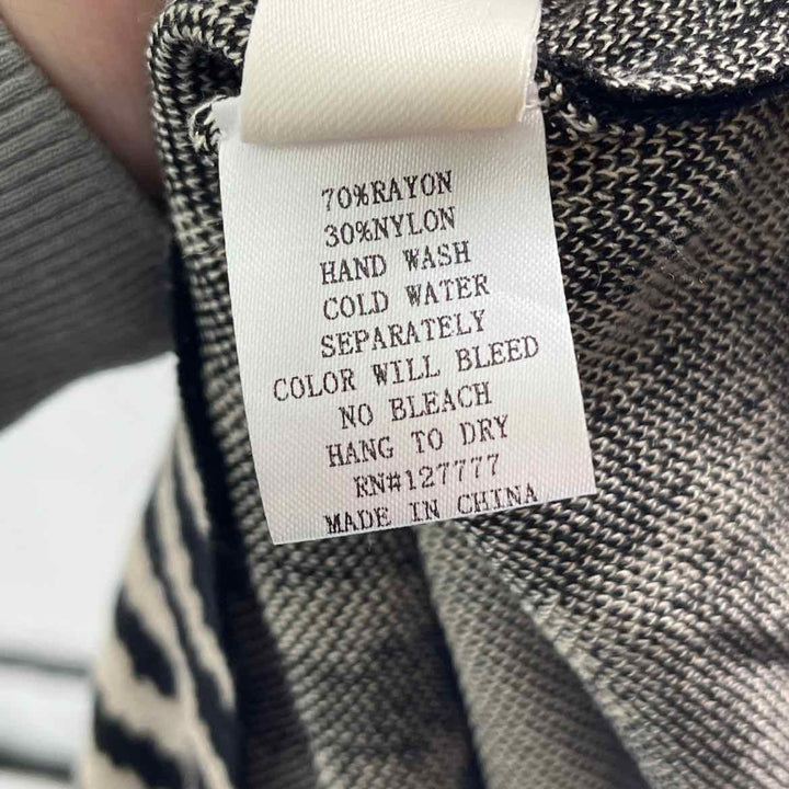 Size XS COMMENSE Black/White Dress