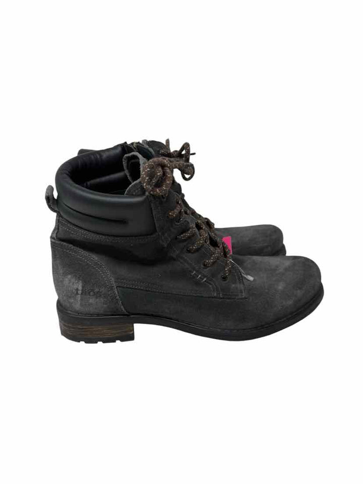 Shoe Size 8 TAOS Gray Leather Boots