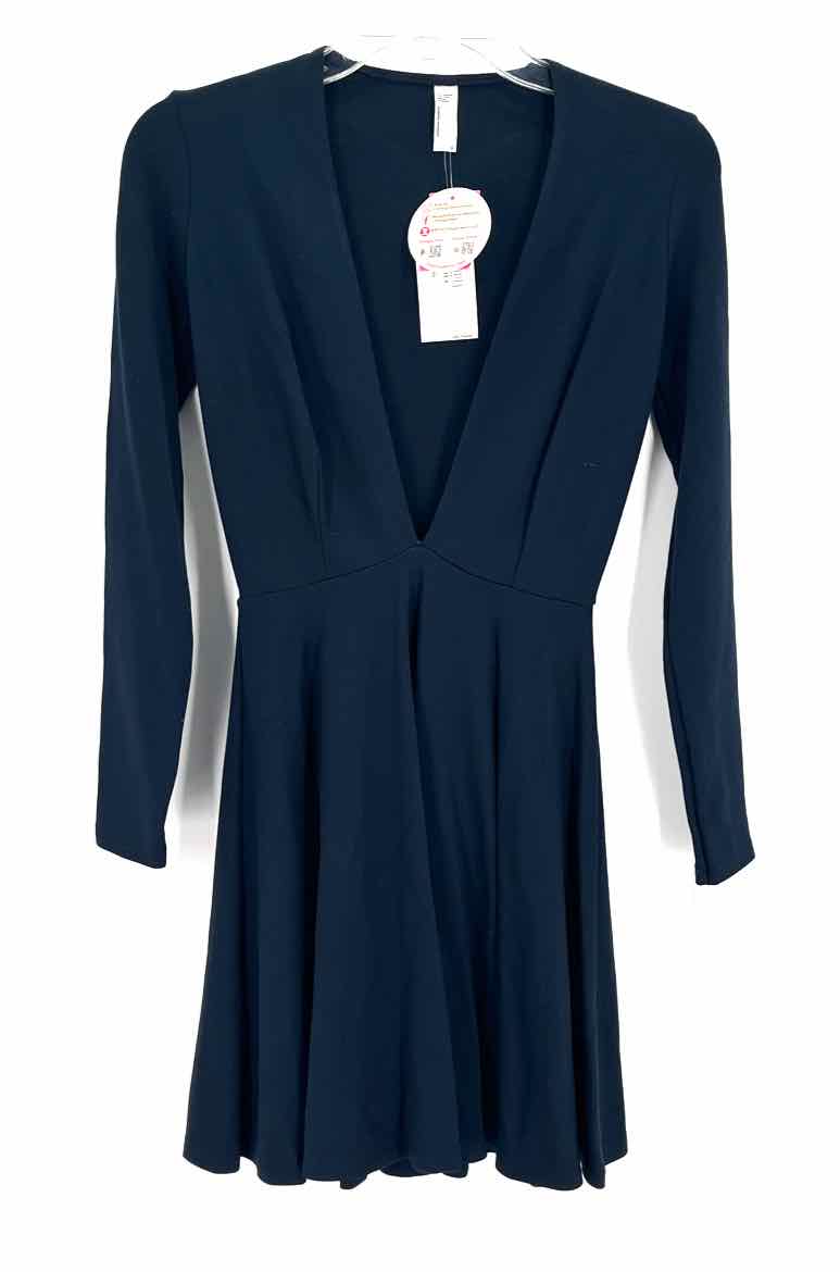 Size S Navy Knit Dress
