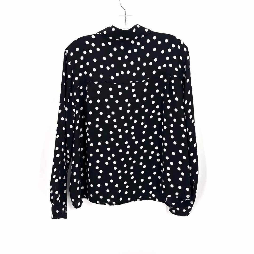 Size L TAHARI Black Shirt
