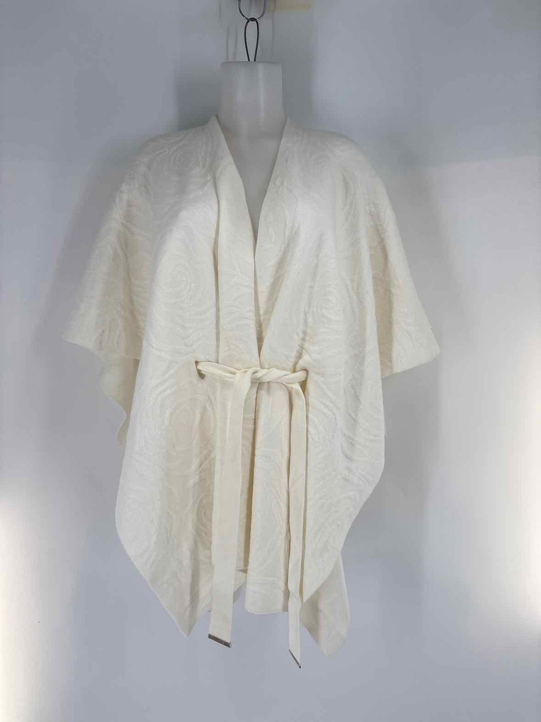 Size One Size White House Black Market Ivory Sweater