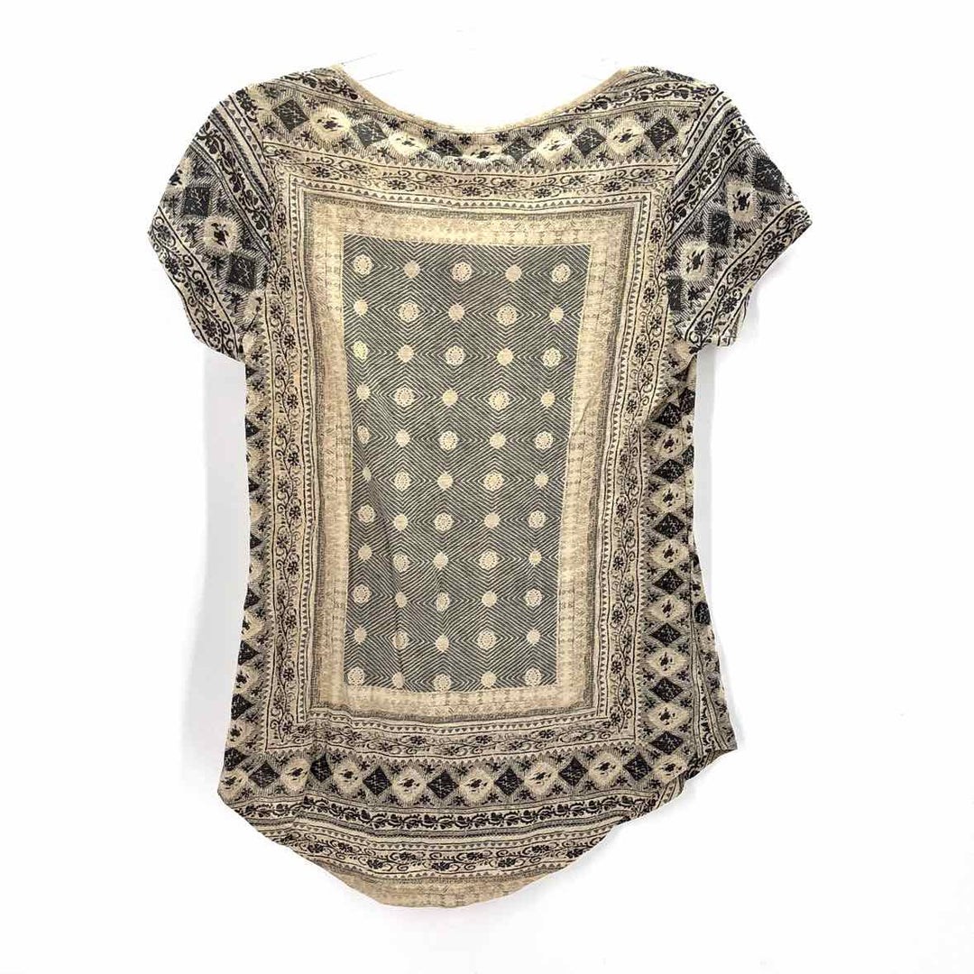 Size S LUCKY Beige Shirt