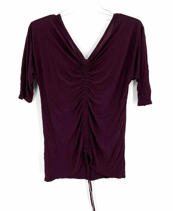 Size M GAP Burgundy Shirt