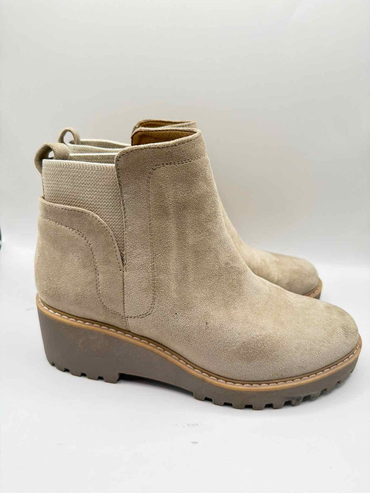 Shoe Size 8.5 Dolce Vita Beige Boots