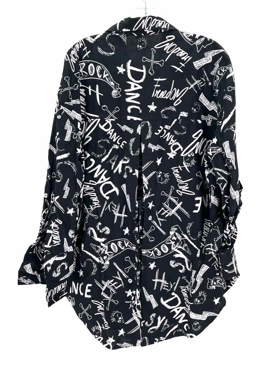 Size L Multi-Color Knit Shirt