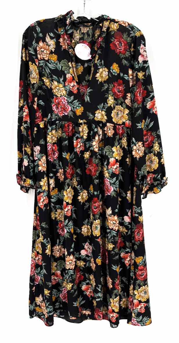 Size L ZARA Black Dress