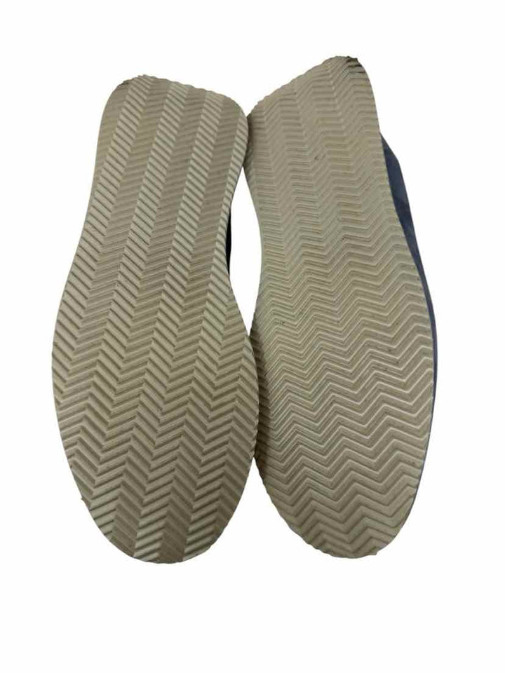 Shoe Size 38 SOFT WAVES Gray Suede Flats