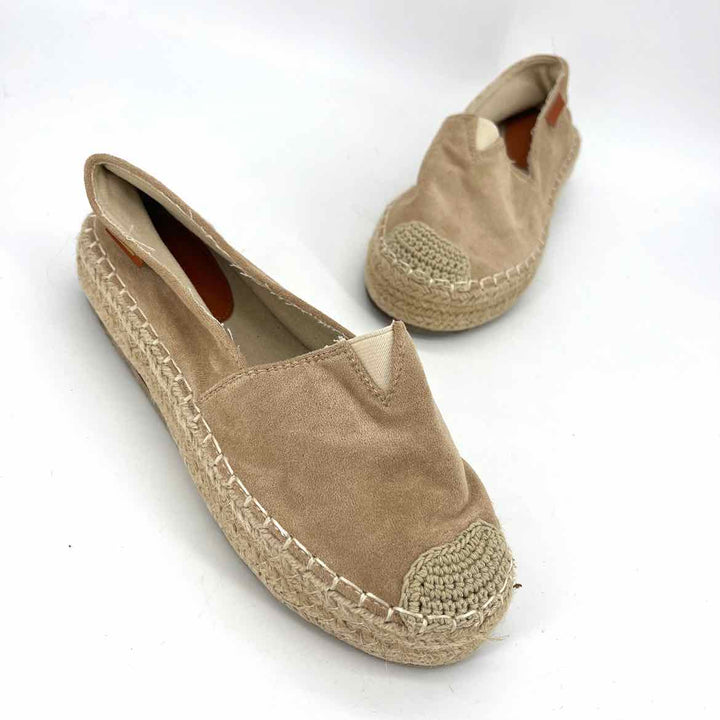 Shoe Size 7 WILD DIVA Tan Wedge