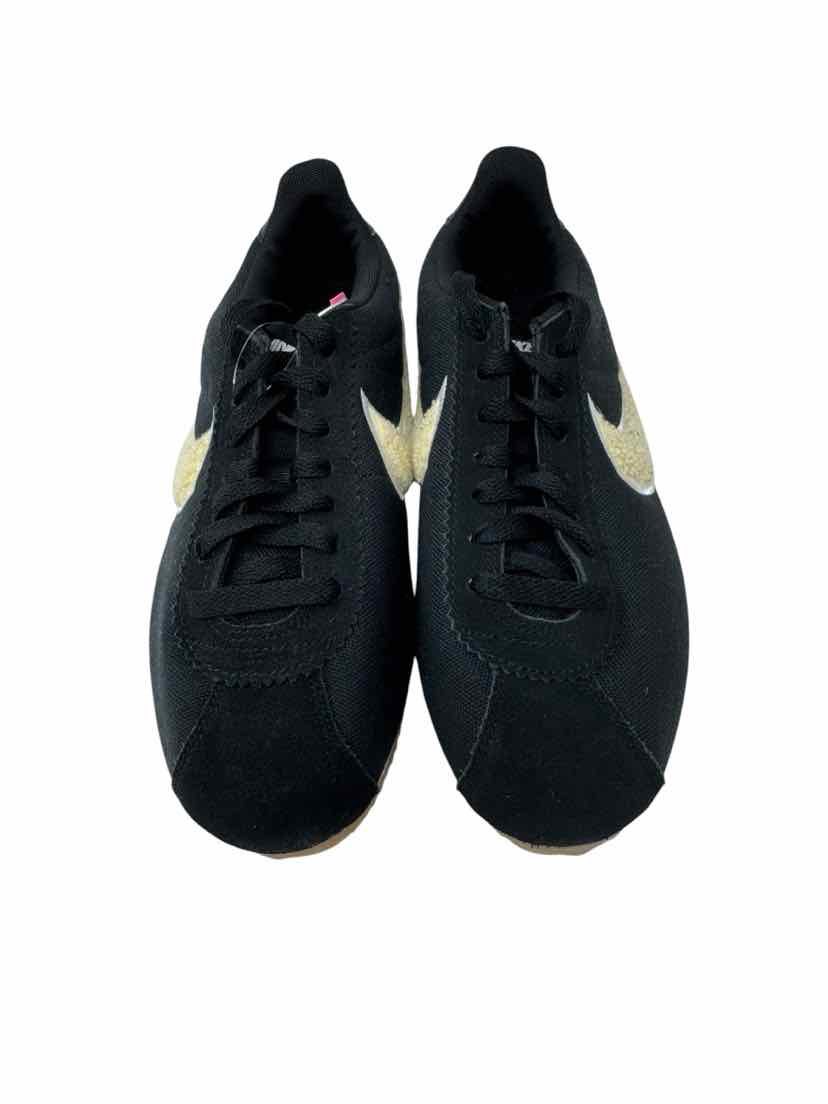 Shoe Size 9 Nike Black Sneakers