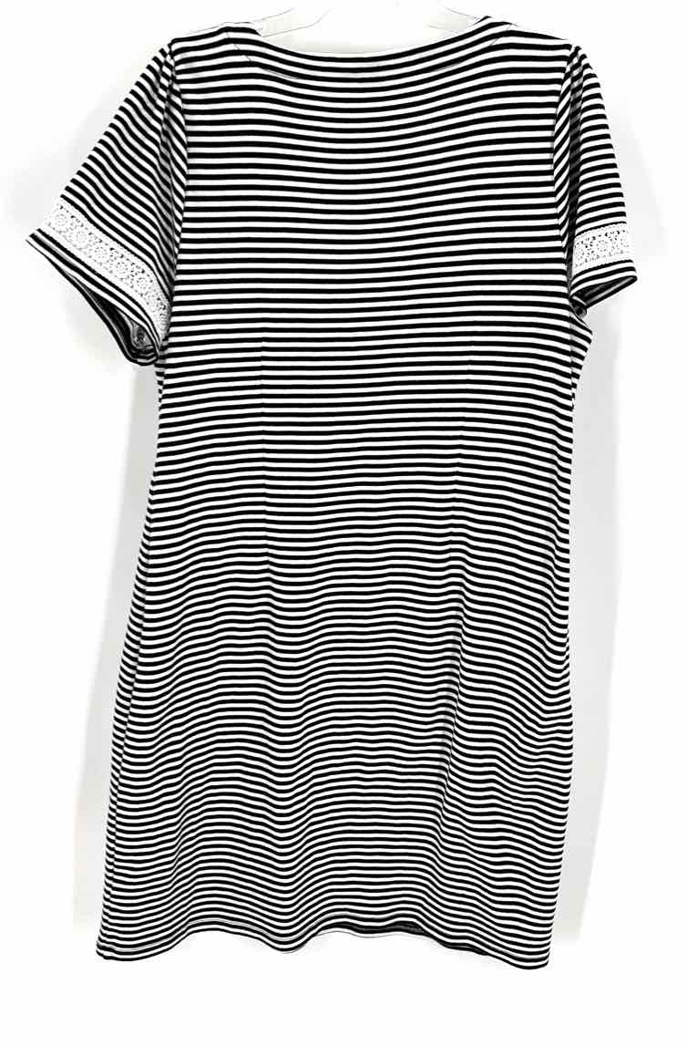 Size XL Talbots Black/White Dress