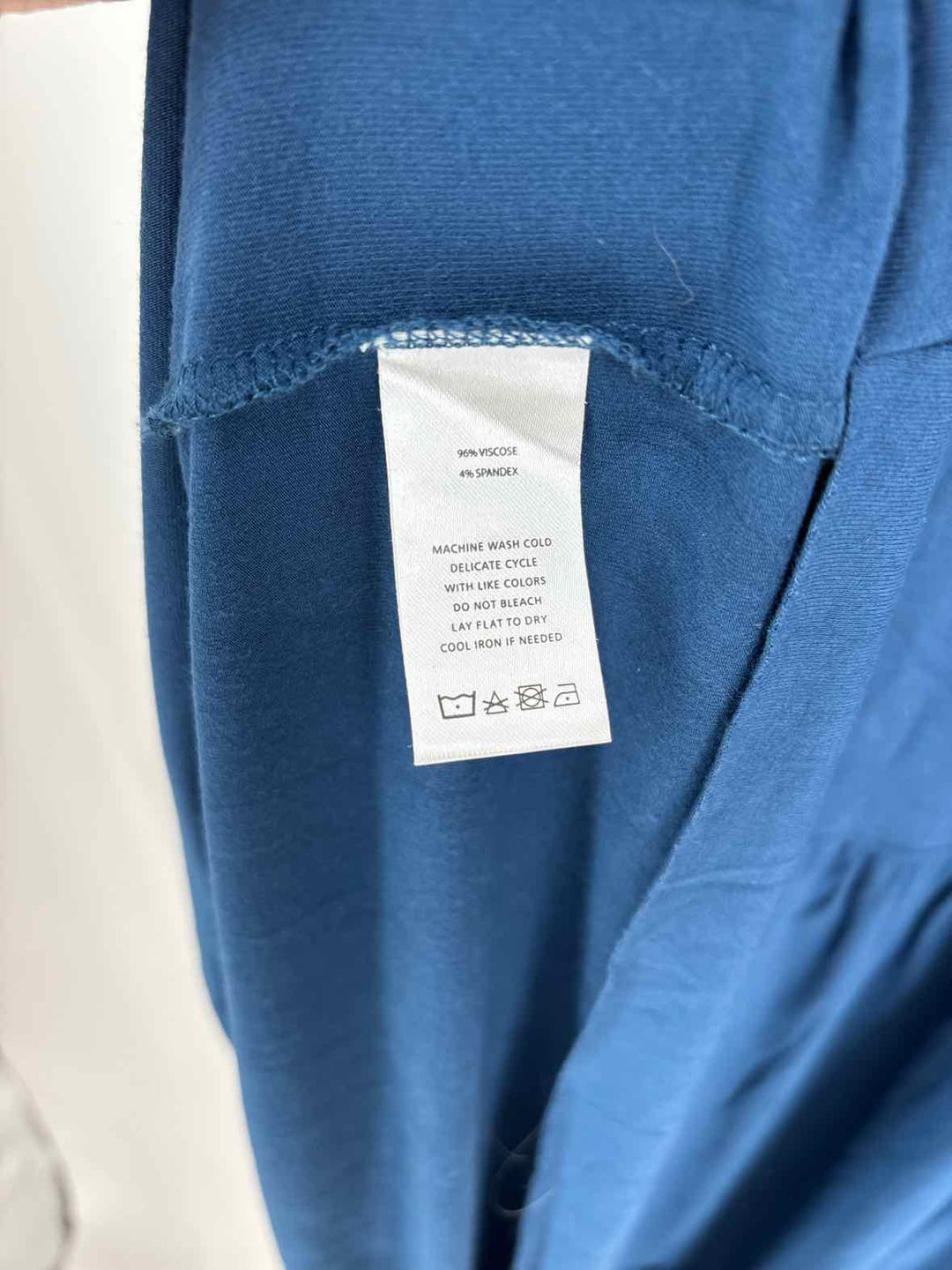 Size M LILLA P Navy Dress