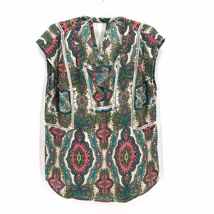 Size L Multi-Color Shirt