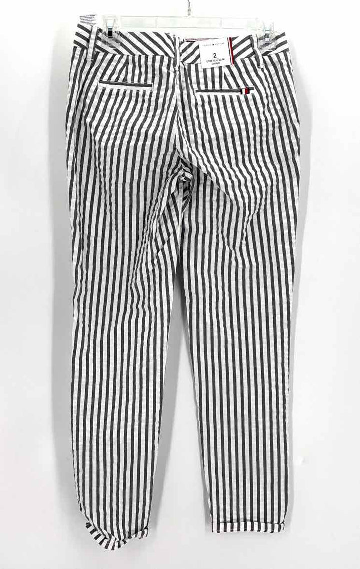 Size 2 TOMMY HILFIGER Multi-Color Pants