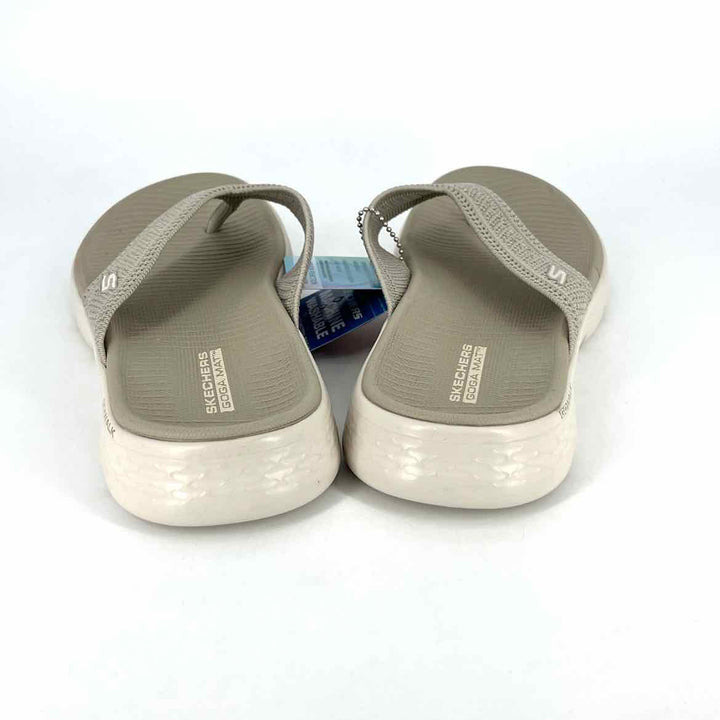 Shoe Size 8 Sketchers Taupe Knit Sandals
