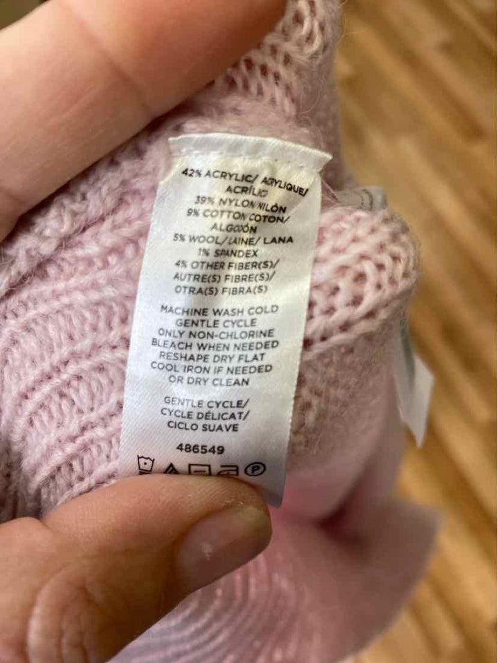 Size S Ann Taylor Pink Knit Sweater