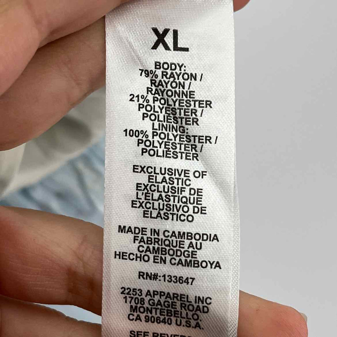 Size XL Celebrity Pink Light Blue Skirt