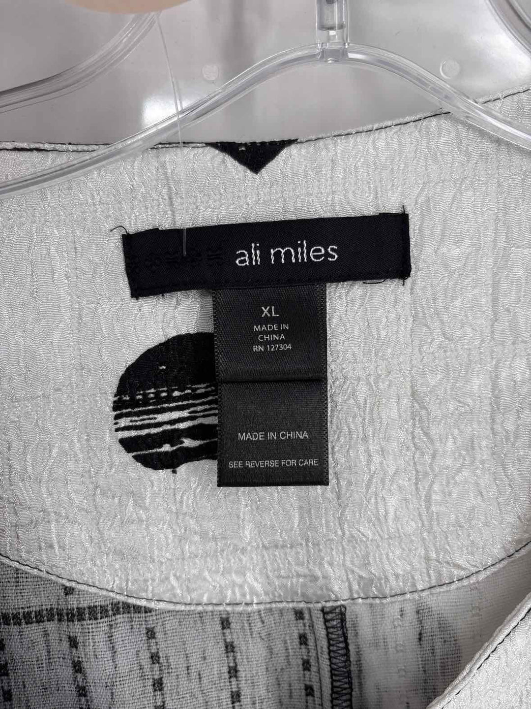 Size XL ALI MILES Black Blazer