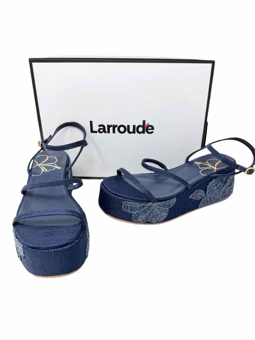 Shoe Size 9.5 LARROUDE Navy Sandals