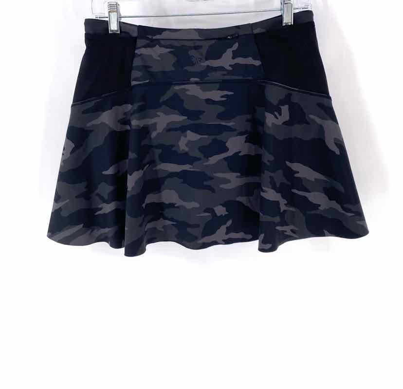 Size S Athleta Green Print Skirt