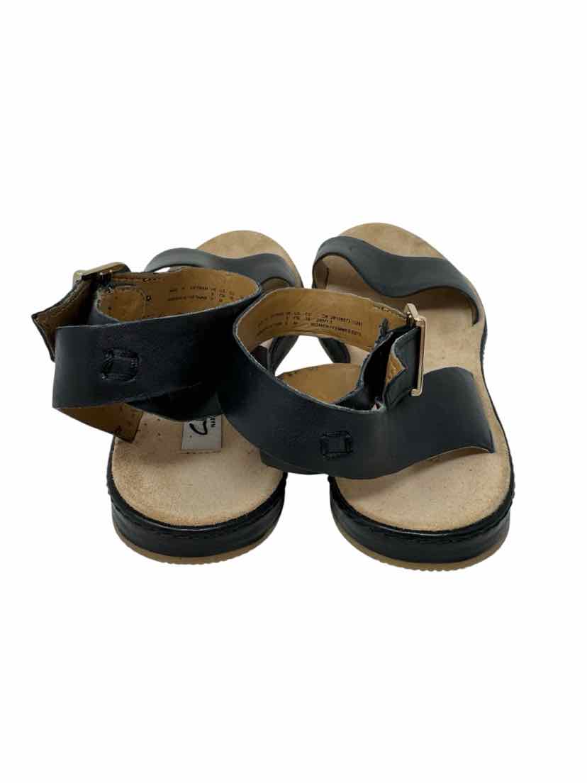 Shoe Size 7.5 CLARKS Black Leather Sandals