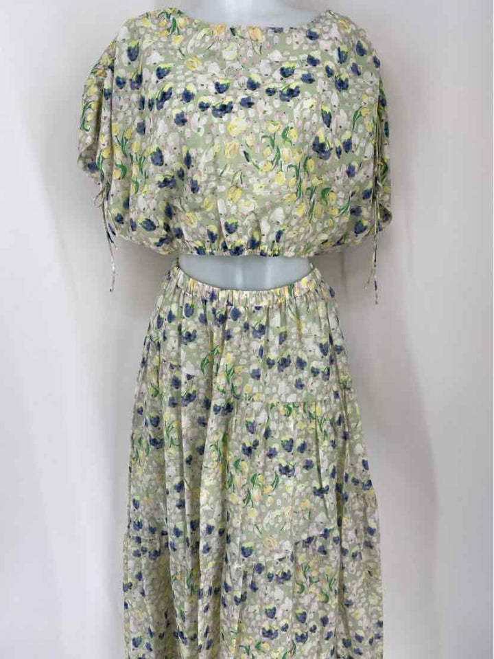 Size M ELLIATT Multi-Color 2 PC Dress