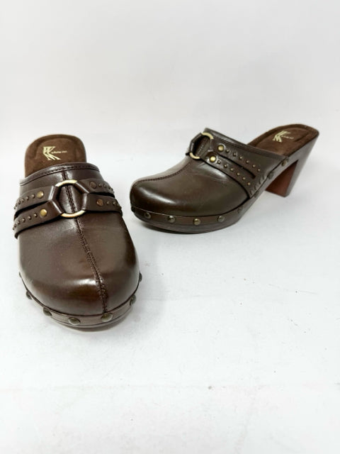 Shoe Size 8 Brown Pumps