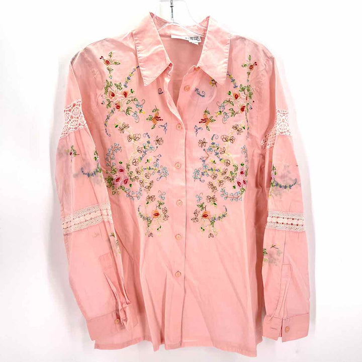 Size M PINK PRINT Shirt